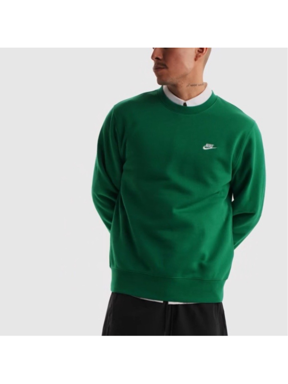 NWT Nike Sportswear Club Fleece Sweater Size:M Crewneck Green MSRP:$65